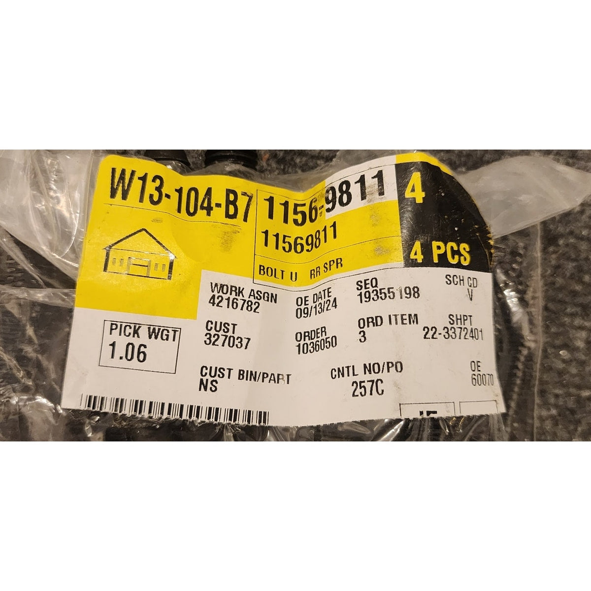 GM Genuine Parts 11569811 Rear Leaf Spring Bolts Pack of 4 Silverado Sierra OEM