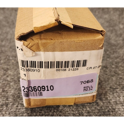 GM 23360910 Gooseneck Hitch Ball 2-5/16" Chevrolet GMC Puck System New OEM