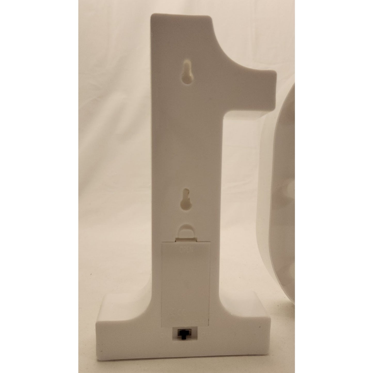 Pooqla - 10th Birthday or Anniversary Decoration- light up Number 10- White