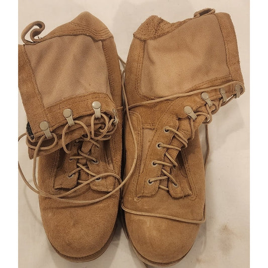 Wellco Combat Boots – Estimated Size 10 – Vibram Sole – Tan – US Military