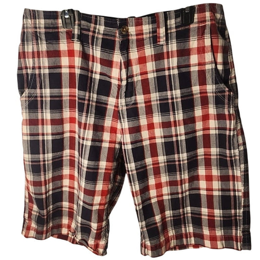Arizona Jean Co Mens Size 38 Plaid Shorts Red Black Gray White Flat Front