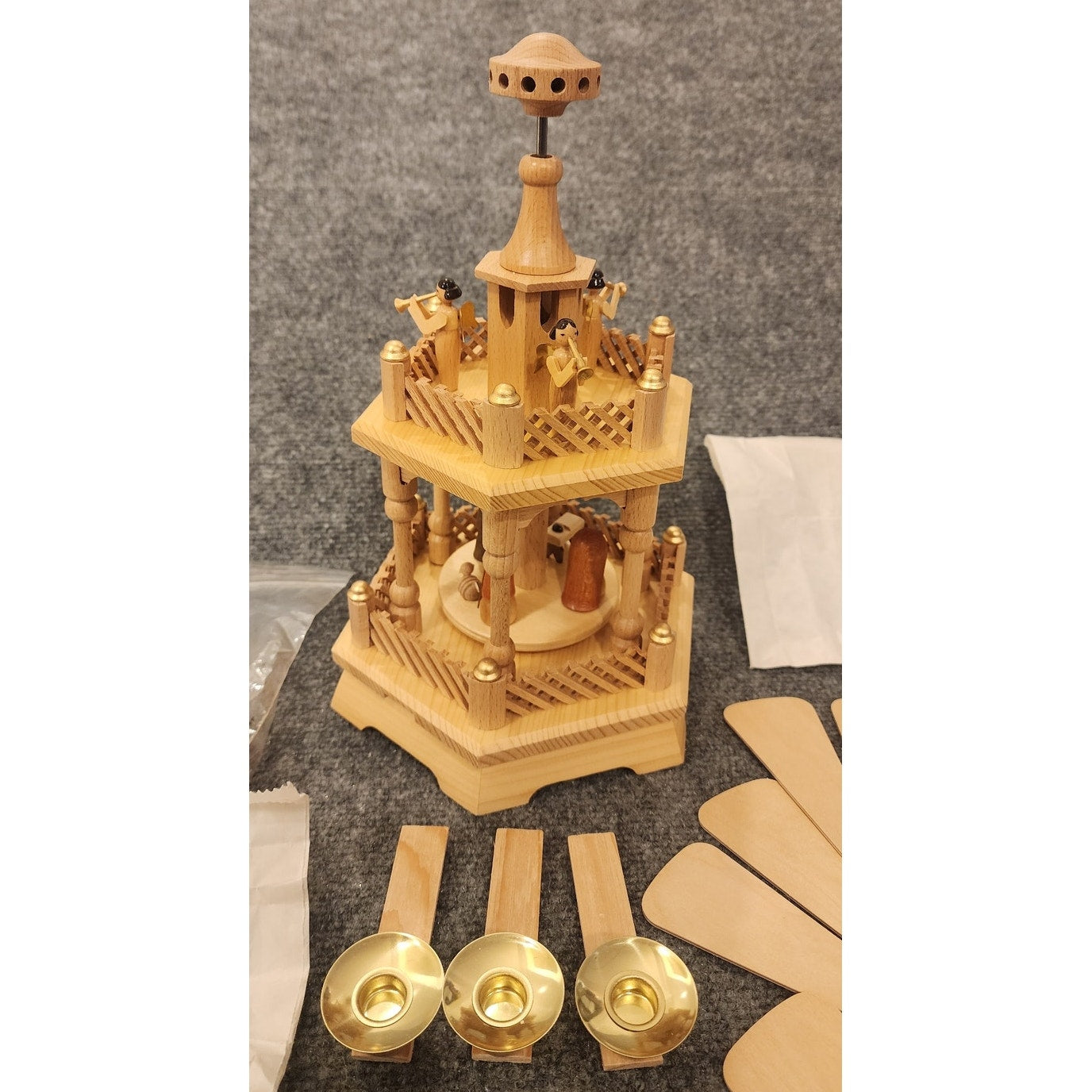 Echt Erzgebirge Holzkunst German Wooden Christmas Pyramid Carousel 12" Open Box