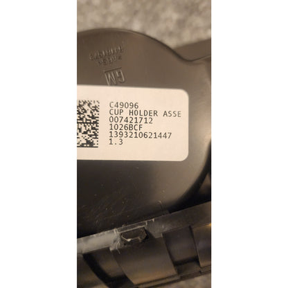New OEM GM Buick Enclave Front Floor Console Dual Cup Holder Assembly 84683861