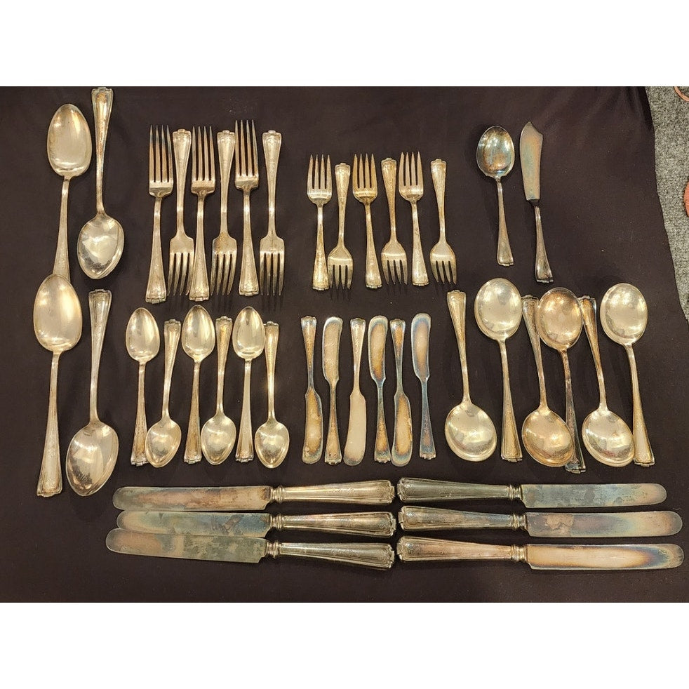 Vintage 1847 Rogers Bros Silverplate Flatware Set 42 Pc Original Red Cloth Bags14