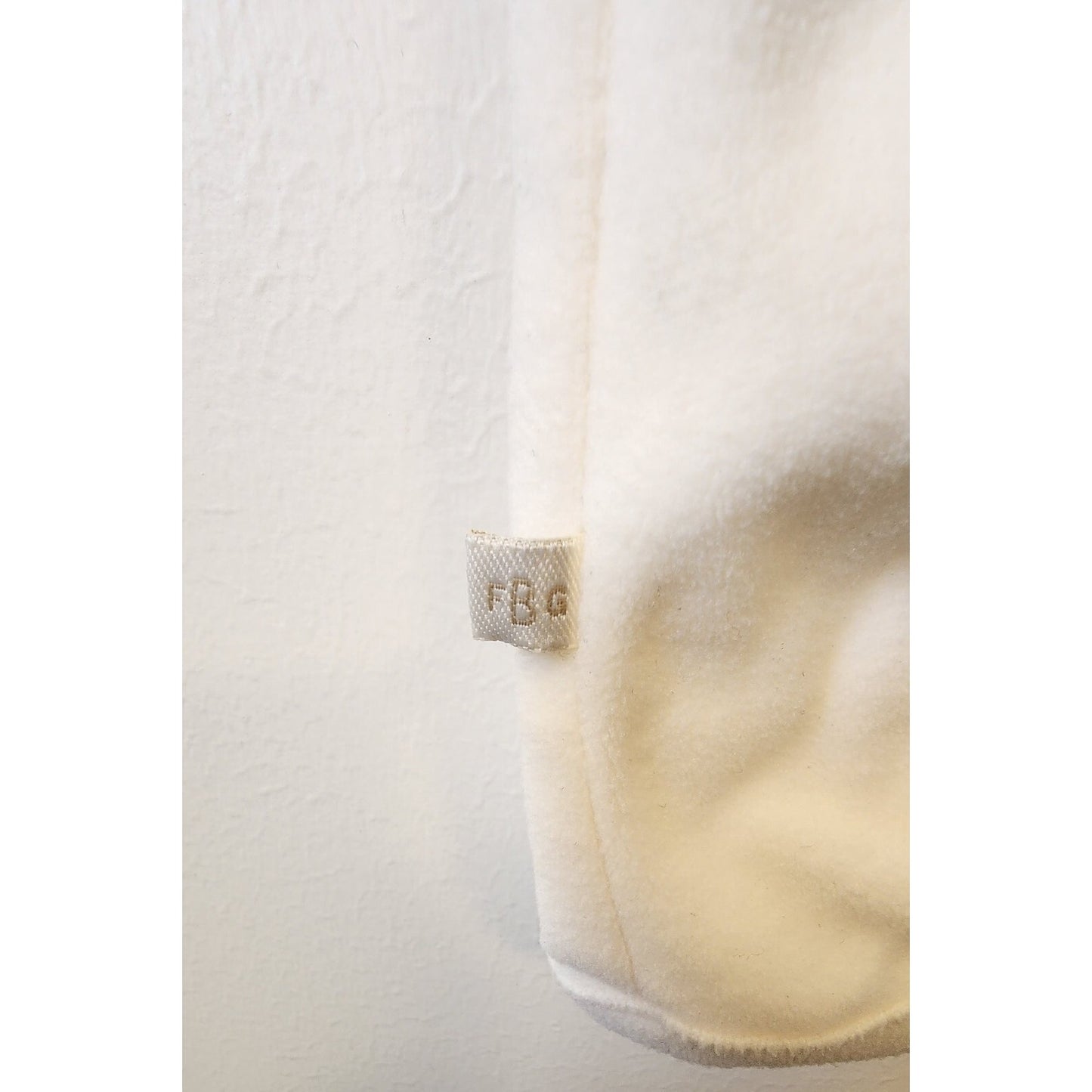 Faded Glory - Ivory Fleece Sleeper & hood w/ears. So cute! 6-9 mo. Horse Emblem