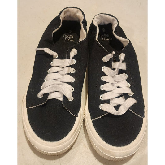 Time and Tru Womens Size 9 Black Canvas Low Top Lace Up Sneakers Shoes