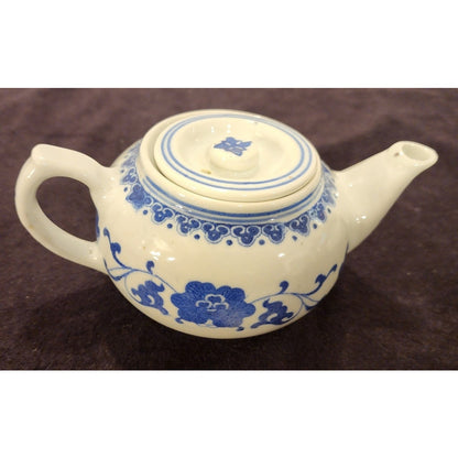 NEW Blue & White Porcelain Teapot – Floral Scroll Pattern – 7.5" – Made in China