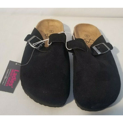 NWT Women’s Black Bobbie Brooks slip-ons size 6