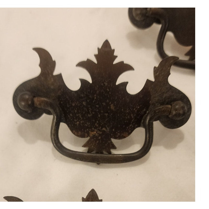Vintage Brass‑Style Drawer Pulls – Set of 5 – Ornate Hardware w/ Screws
