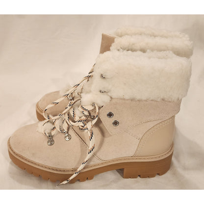 Time and Tru Women's Size 9 NWT Beige Hiker Boots Faux Fur Memory Foam