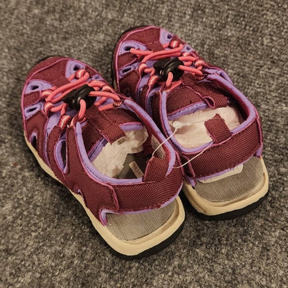 Northside Kids Size 8 Maroon Purple Closed Toe Heel Strap Sandals