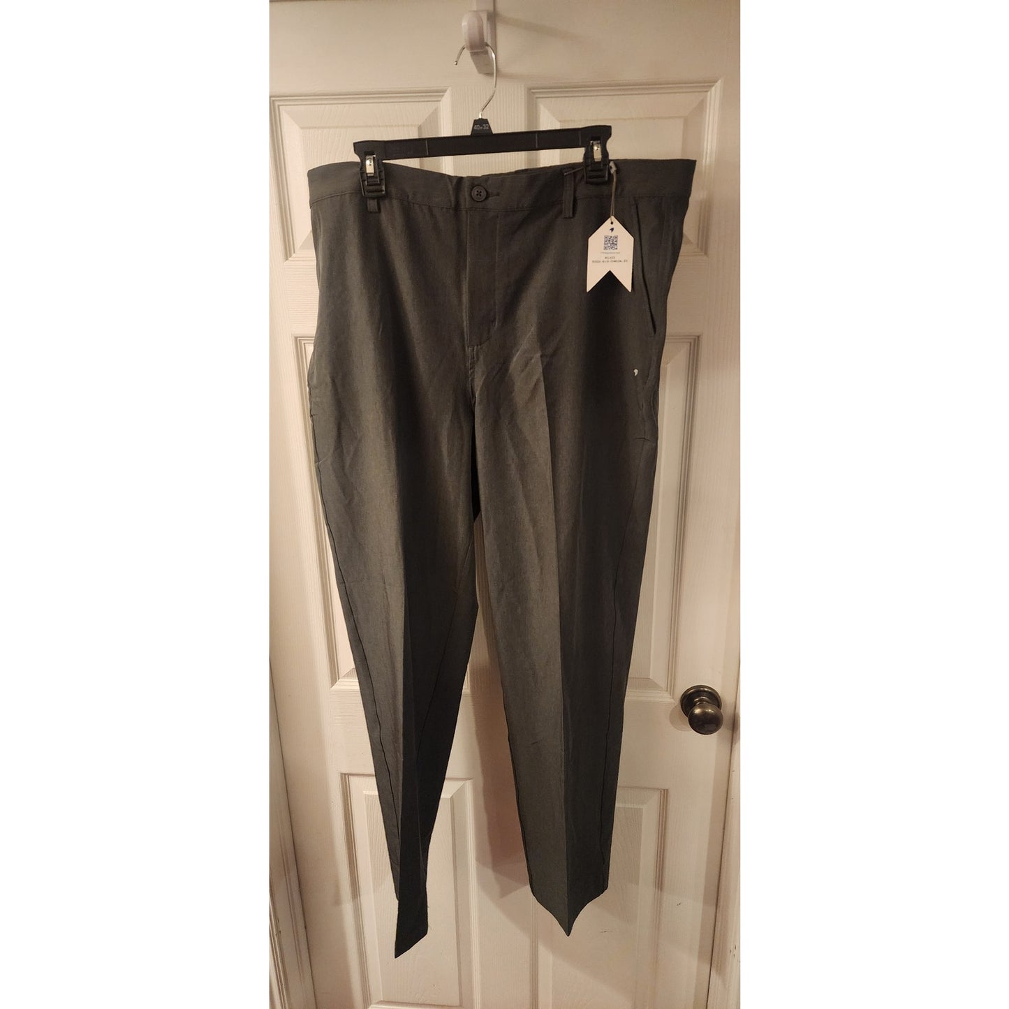 1764 Signature Men’s Charcoal Dress Pants 40x30 NWT