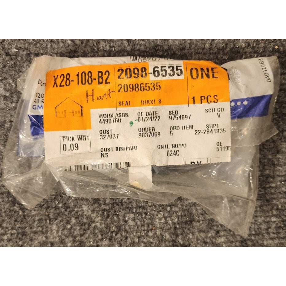 New OEM GM Rear Axle Shaft Seal 20986535 Cadillac SRX AWD 1st Design